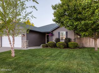8895 N Torrey Ln, Hayden Lake, ID 83835