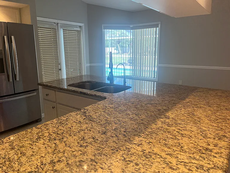 2052 Windwood Ln — Photo 15