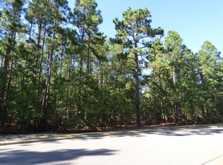 102 Brookfield Dr, Pinehurst, NC 28374