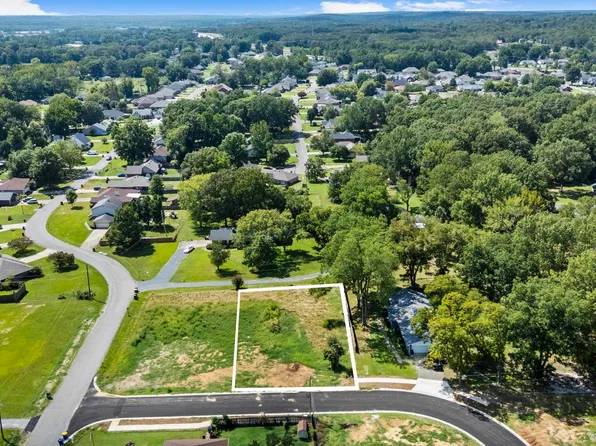 114 Christian Ln, Cabot, AR 72023