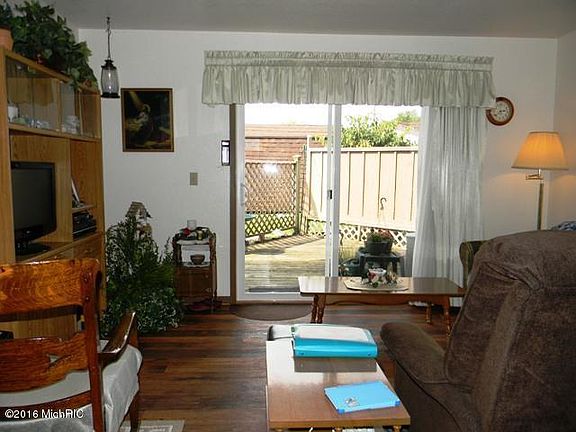 2nd image of 4328 Norman Dr SE #0