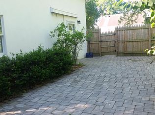 634 Squankum Yellowbrook Rd, Farmingdale, NJ 07727