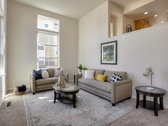 4th image of 18428 Jade Ln