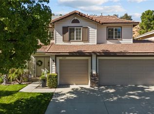 27687 Ron Ridge Dr, Santa Clarita, CA 91350