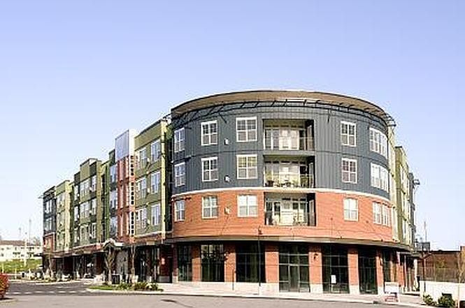 unit is top floor seen in this picture