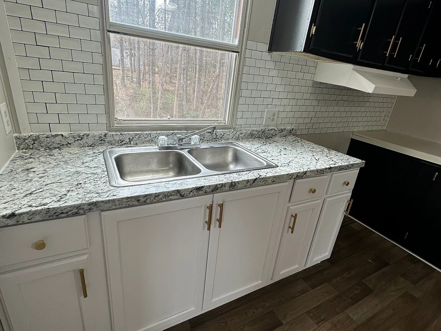 3 bed, 1100 sqft, $1,600 — Photo 3
