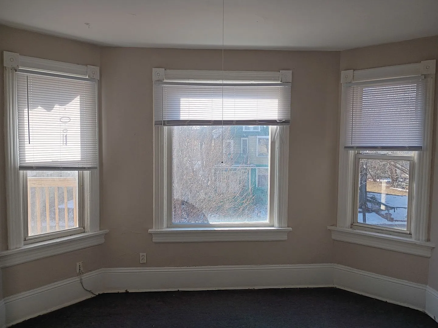 1710wMineralM — Photo 2