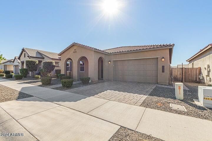 1st image of 21121 E SUPERSTITION Drive