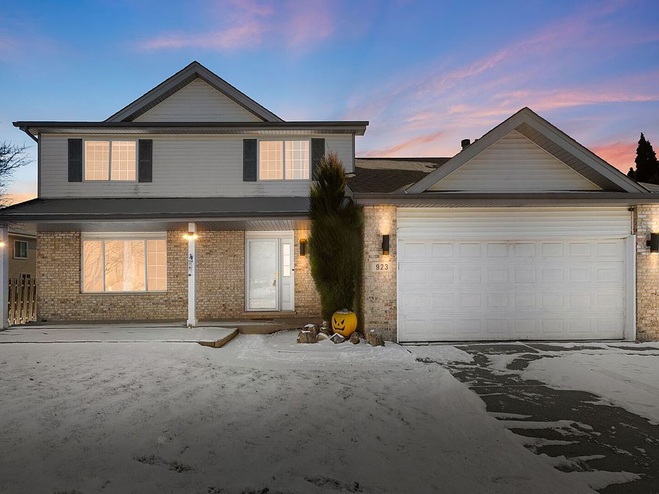 1st image of 923 Ontario Dr