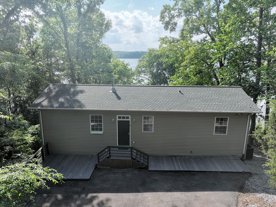 1st image of 39 Whispering Winds Rd