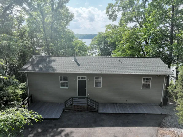 39 Whispering Winds Rd, Cadiz, KY 42211