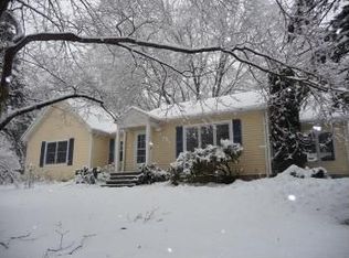 52 Carletondale Rd, Ringwood, NJ 07456