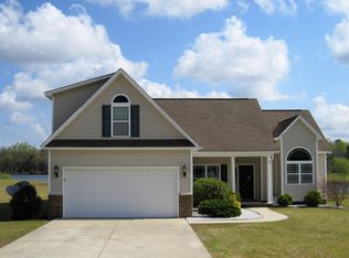 301 Antioch Lakes Rd, New Bern, NC 28560