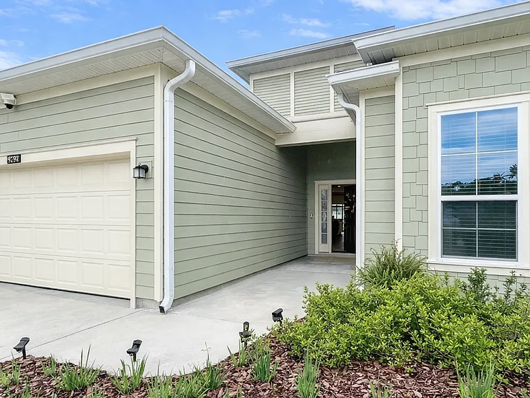 9797 Giada Dr — Photo 3
