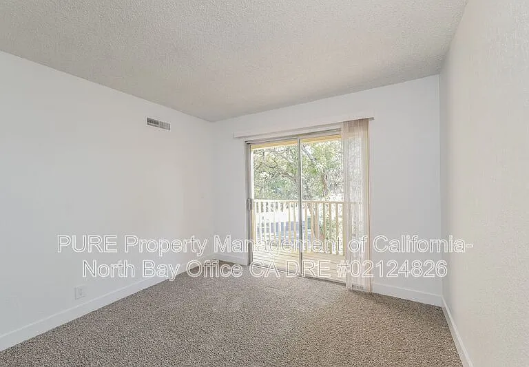 9631 Old Redwood Hwy — Photo 3
