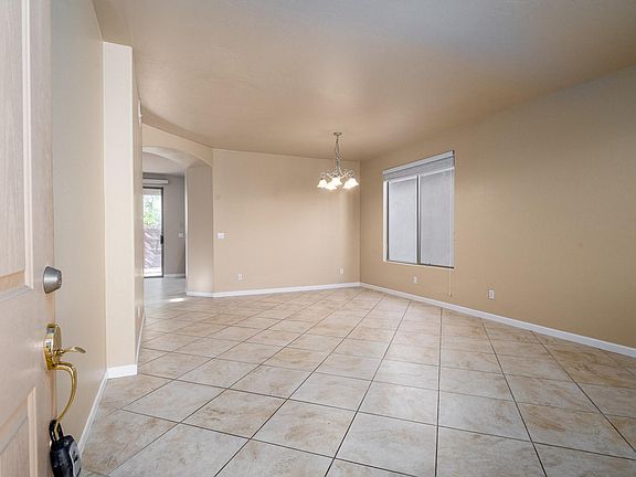3rd image of 3357 N Camino La Jicarrilla