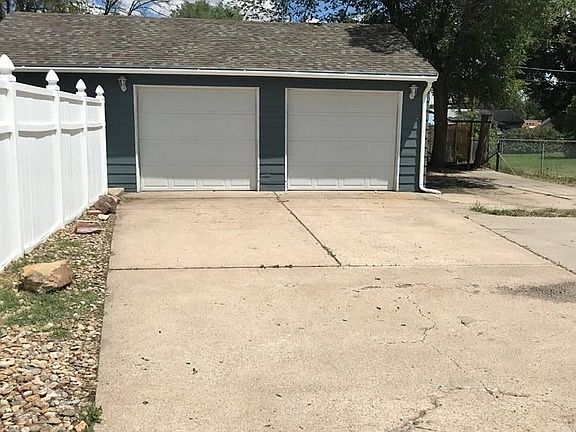 3rd image of 1001 Washington Ave