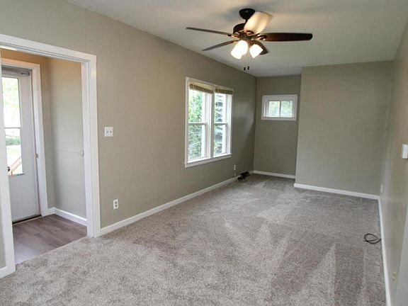 2nd image of 705 20th St
