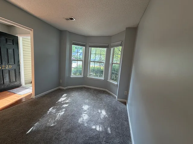 6229 Creekbrooke Ct — Photo 23