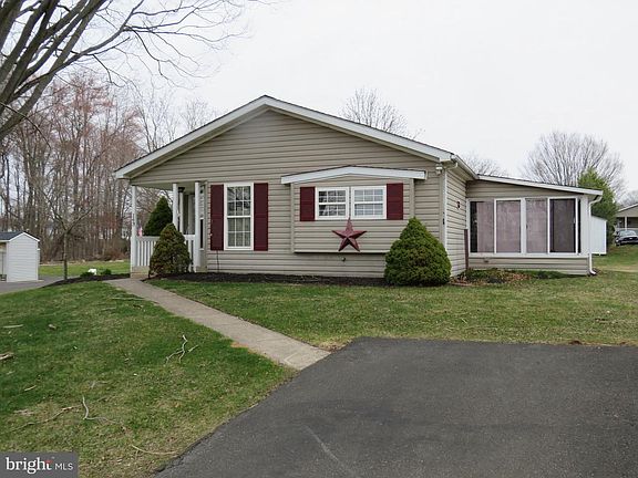 2nd image of 143 Raven Ct