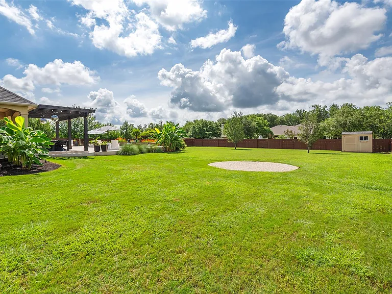 12305 Lostwood Cir — Photo 39