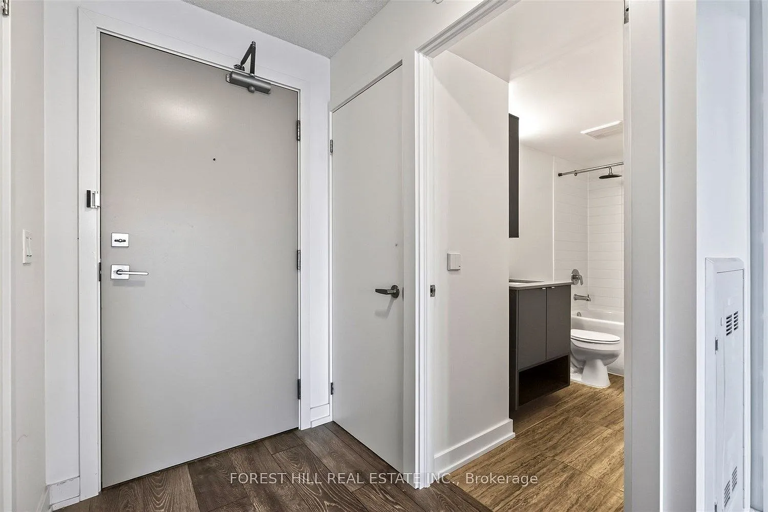 The West Condos at Stationwest — Photo 4