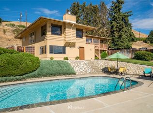 1930B Mulberry Ln, Wenatchee, WA 98801