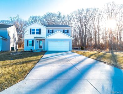 1466 Luxington Dr, Lapeer, MI, 48446