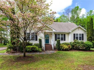 10450 Duryea Dr, Richmond, VA