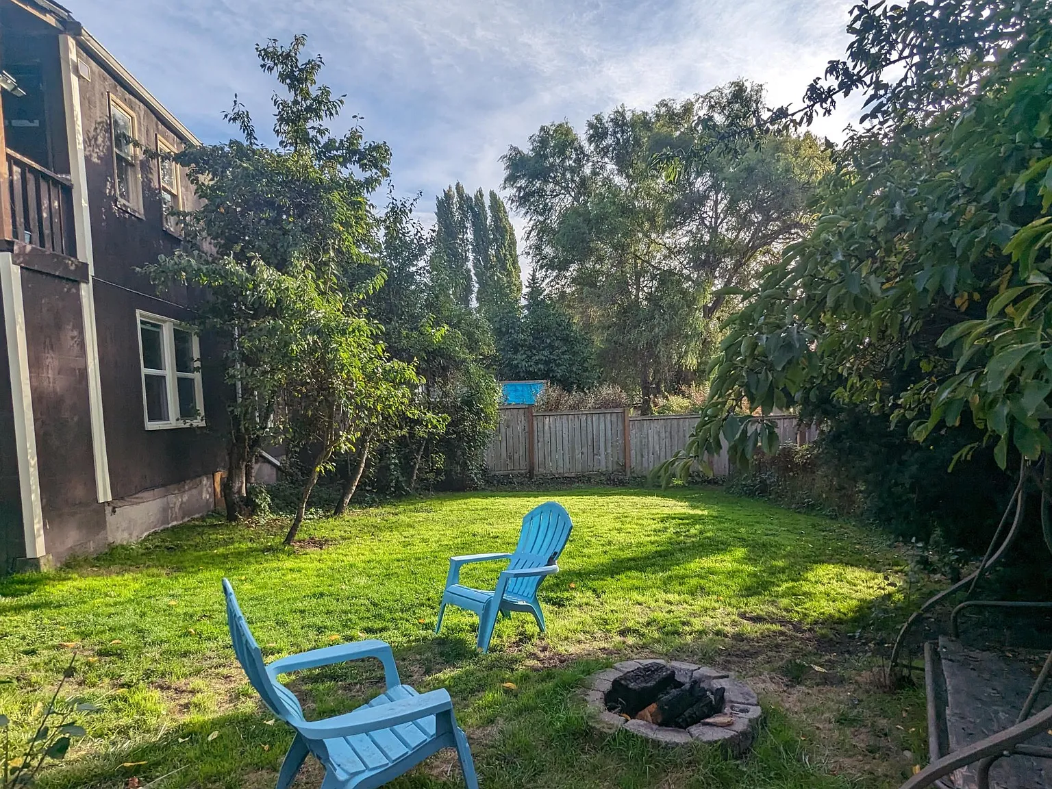 3 bed, 1300 sqft, $2,995 — Photo 3