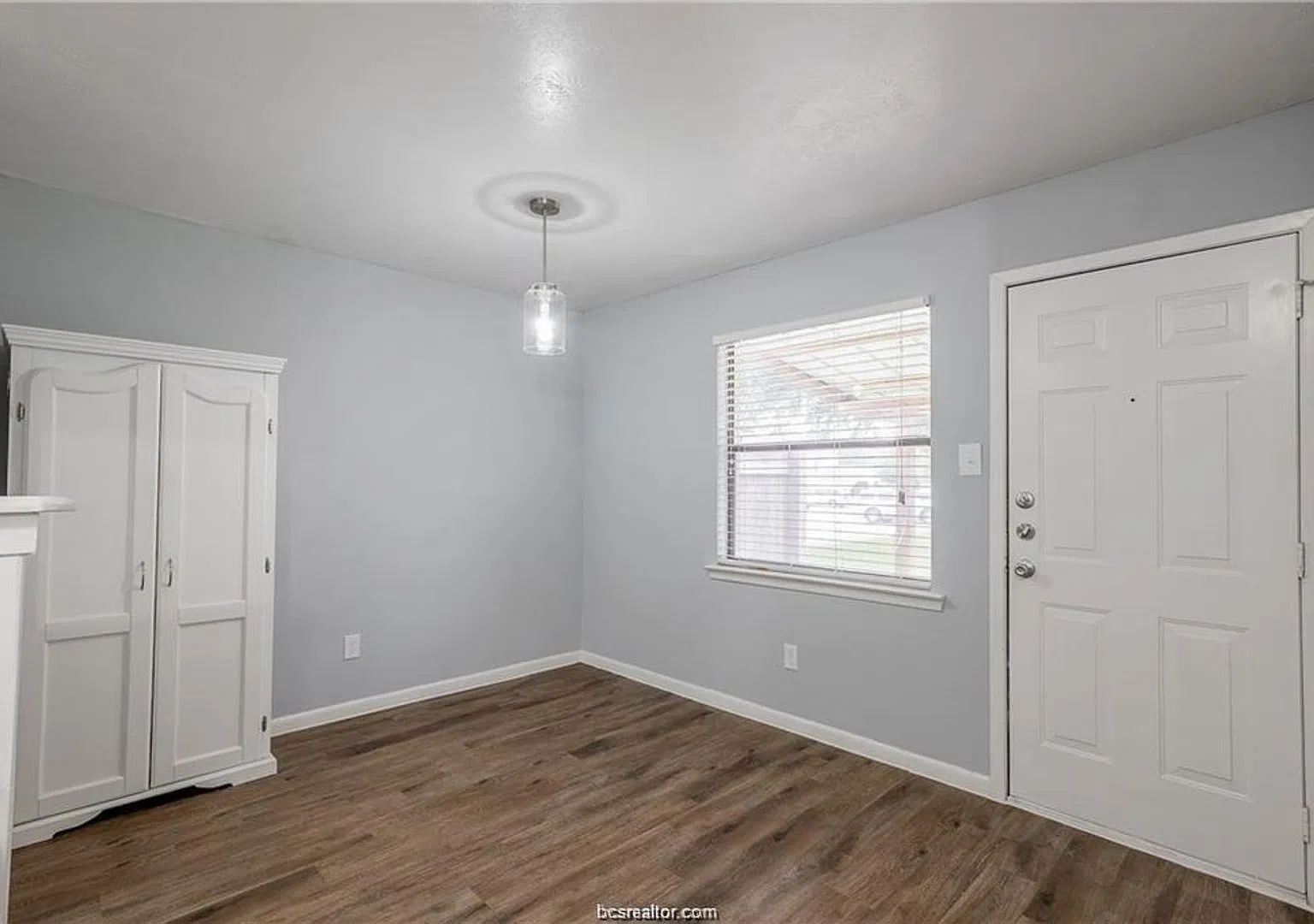 1404 Summit Street #A — Photo 3