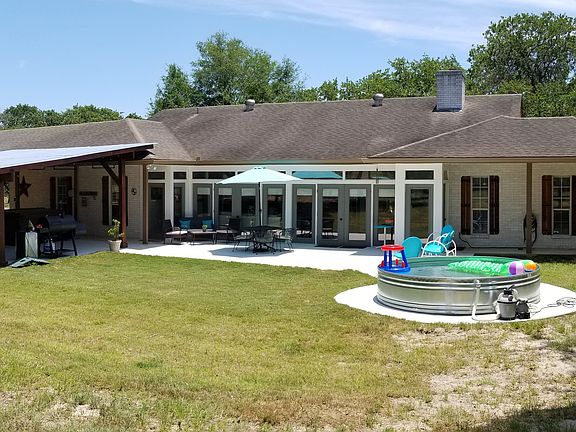 3rd image of 122 Sky Hawk Ln