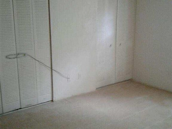 4th image of 1381 Virginia Ave APT 3