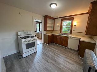 2501 Centre St FLOOR 1, West Roxbury, MA 02132