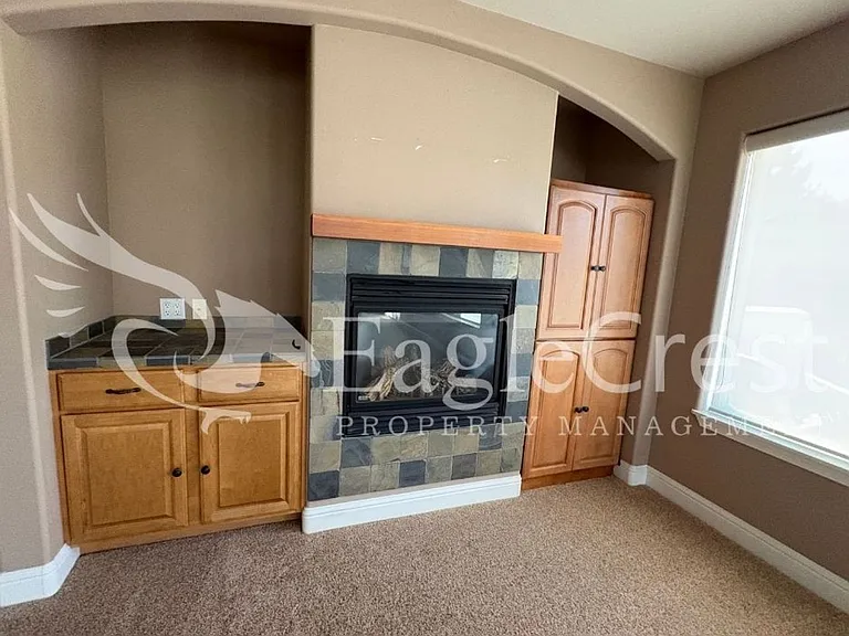 44 Vinehill Dr — Photo 56
