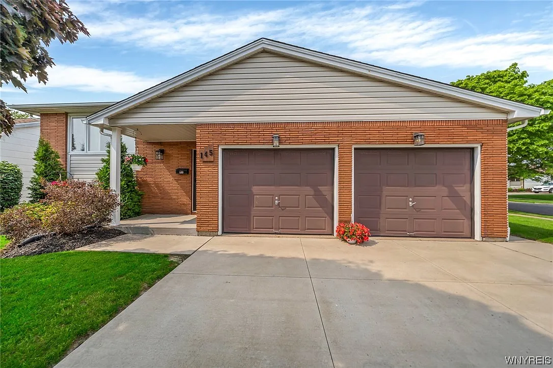 145 Vern Ln photo 1