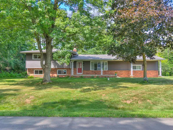3142 John Glenn Dr, Jackson, MI 49201
