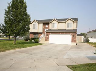 2374 N 1110 W, Clinton, UT 84015