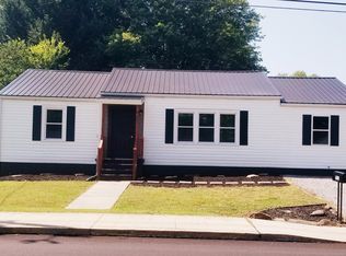 711 Elizabeth St, Athens, TN 37303