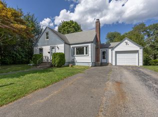 9 Sunfield Cir, Waterbury, CT 06708