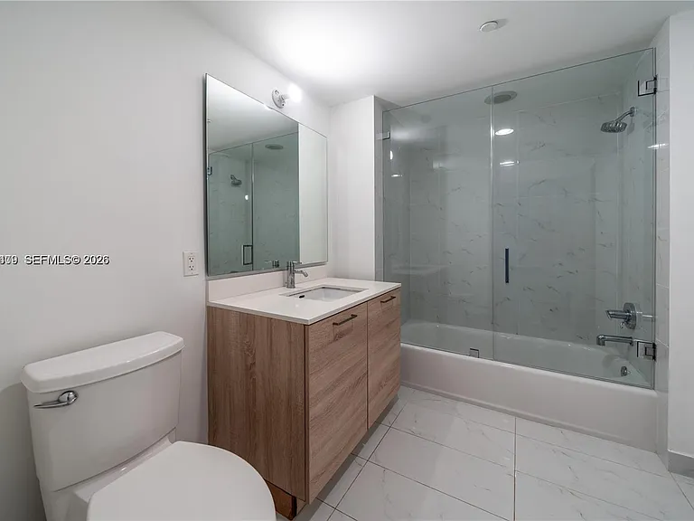16385 Biscayne Blvd #1120 — Photo 11