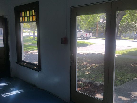 Enclosed porch