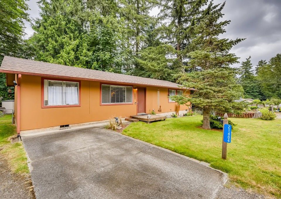 1st image of 21404 NE 60th Pl