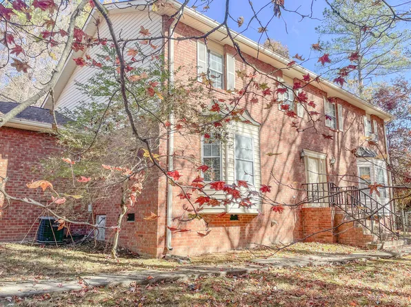 207 Cora Ann Dr, Rossville, GA 30741