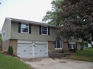 237 Porter Dr, Englewood, OH
