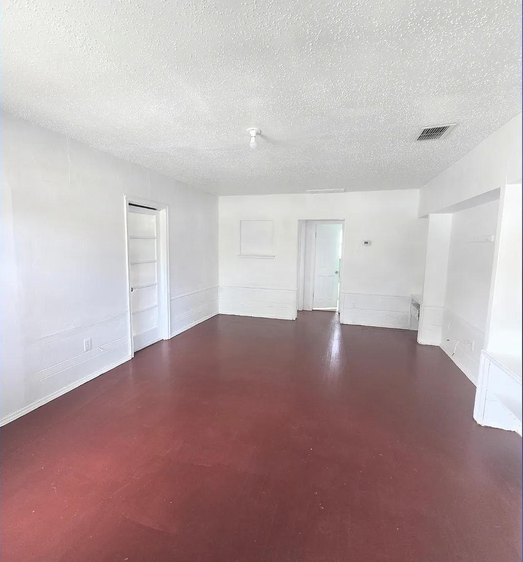 4 bed, 1000 sqft, $750 — Photo 4