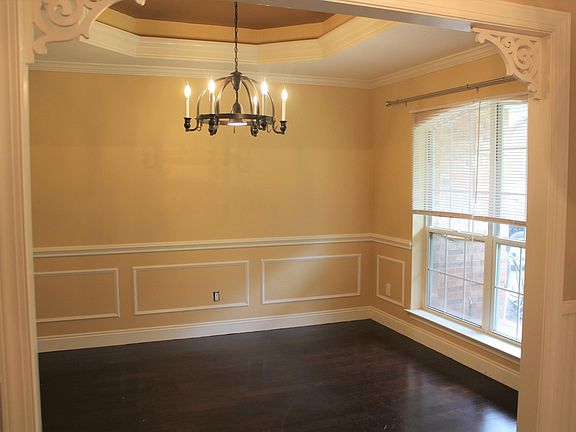 3rd image of 2025 Buckley Dr