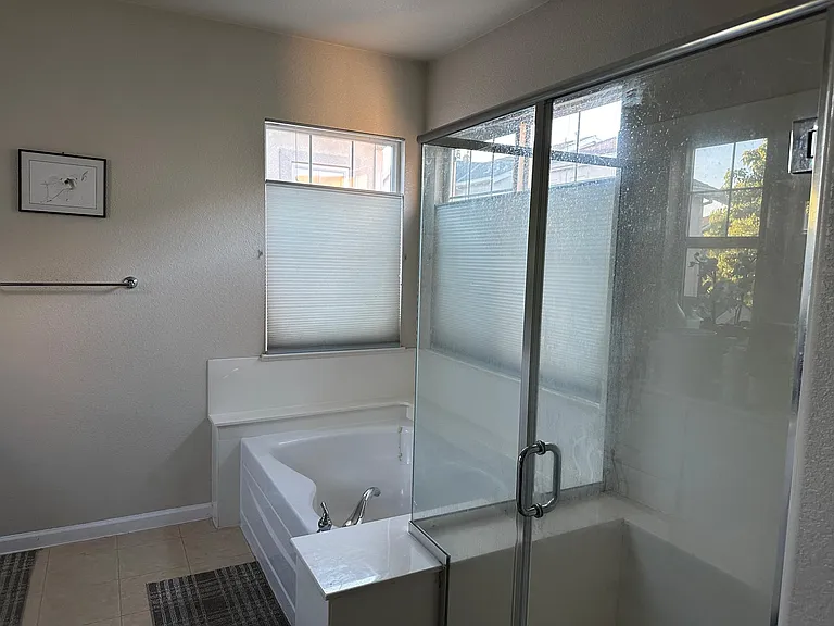 1512 Craiglee Way — Photo 5