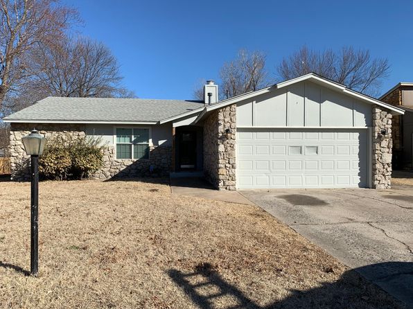 2235 W Haskell St