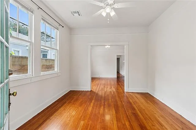 2 bed, 1.0 bath, 876 sqft, $2,350 — Photo 4